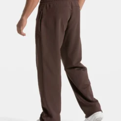Teveo Winkel -Teveo Winkel Ignite Straight Leg Jogger espresso 0573 scaled
